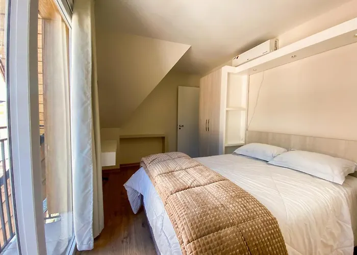 Apartamento A 500M Da Rua Coberta - 1 Suíte - Para 4 Pessoas